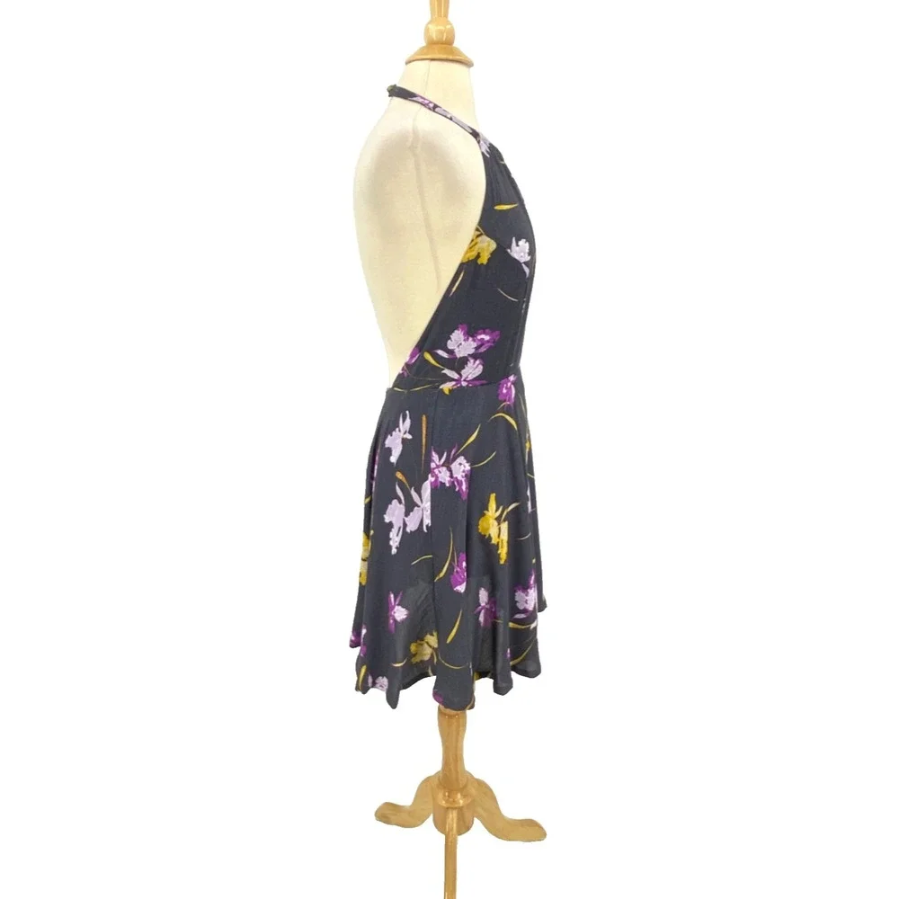 Free People Halter Swing Dress size 6 Gray Viscose Floral purple yellow - Picture 6 of 12